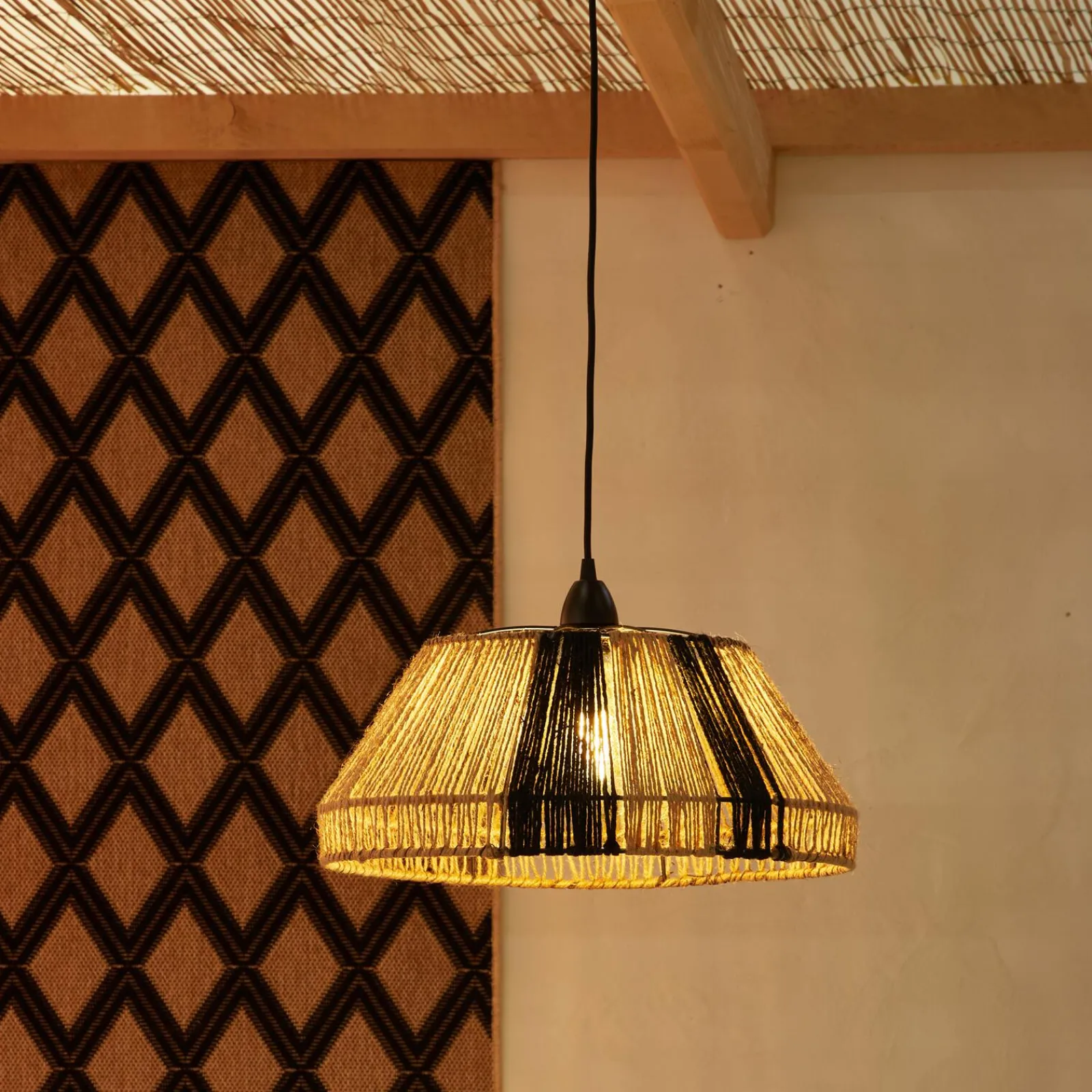 Discount Abat-jour CHIBA coloris noir et beige 21 x 45 cm - 4MURS Suspensions