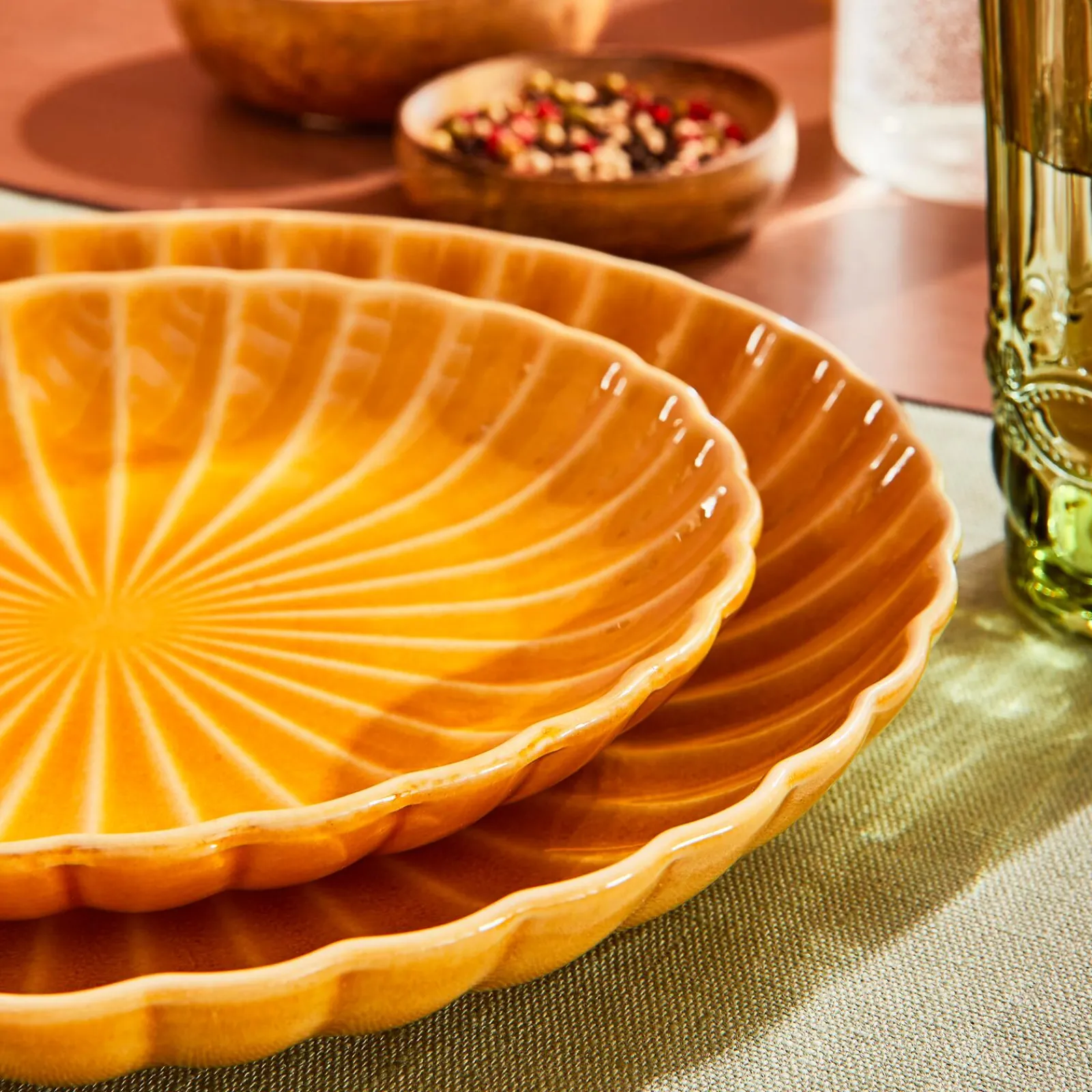Best Assiette SUNNY coloris ocre - 4MURS Arts De La Table