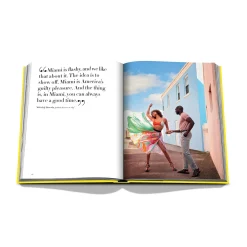New Livre voyage et nature MIAMI BEACH - 4MURS Papeterie Et Livres