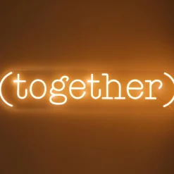 Sale Néon TOGETHER coloris blanc chaud - 4MURS Objets Muraux|Guirlandes Et Déco Lumineuse