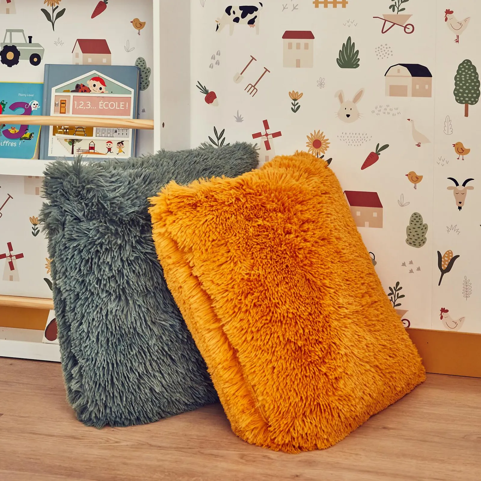 Online Coussin BODRUN coloris vert jade 45 x 45 cm - 4MURS Coussins