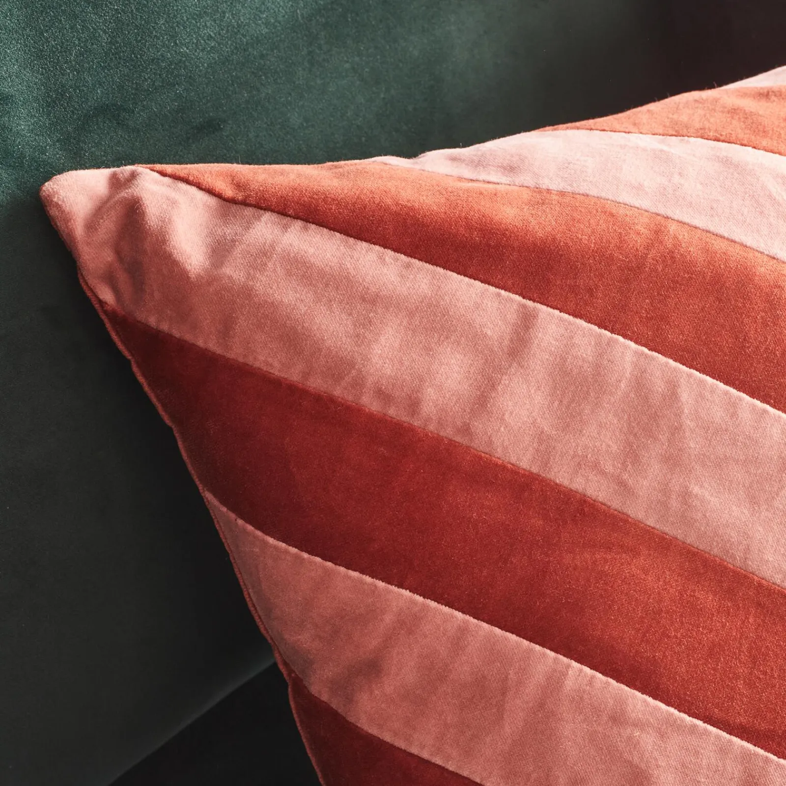 Outlet Coussin EBBE coloris orange 45 x 45 cm - 4MURS Coussins
