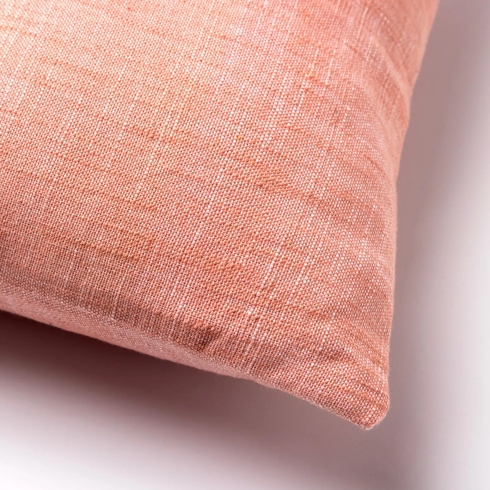 Sale Coussin NATY coloris rose 45 x 45 cm - 4MURS Coussins