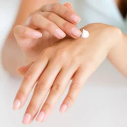 New Crème mains CHAT VANILLE COCO VANILLE COCO - 4MURS Produits De Beauté