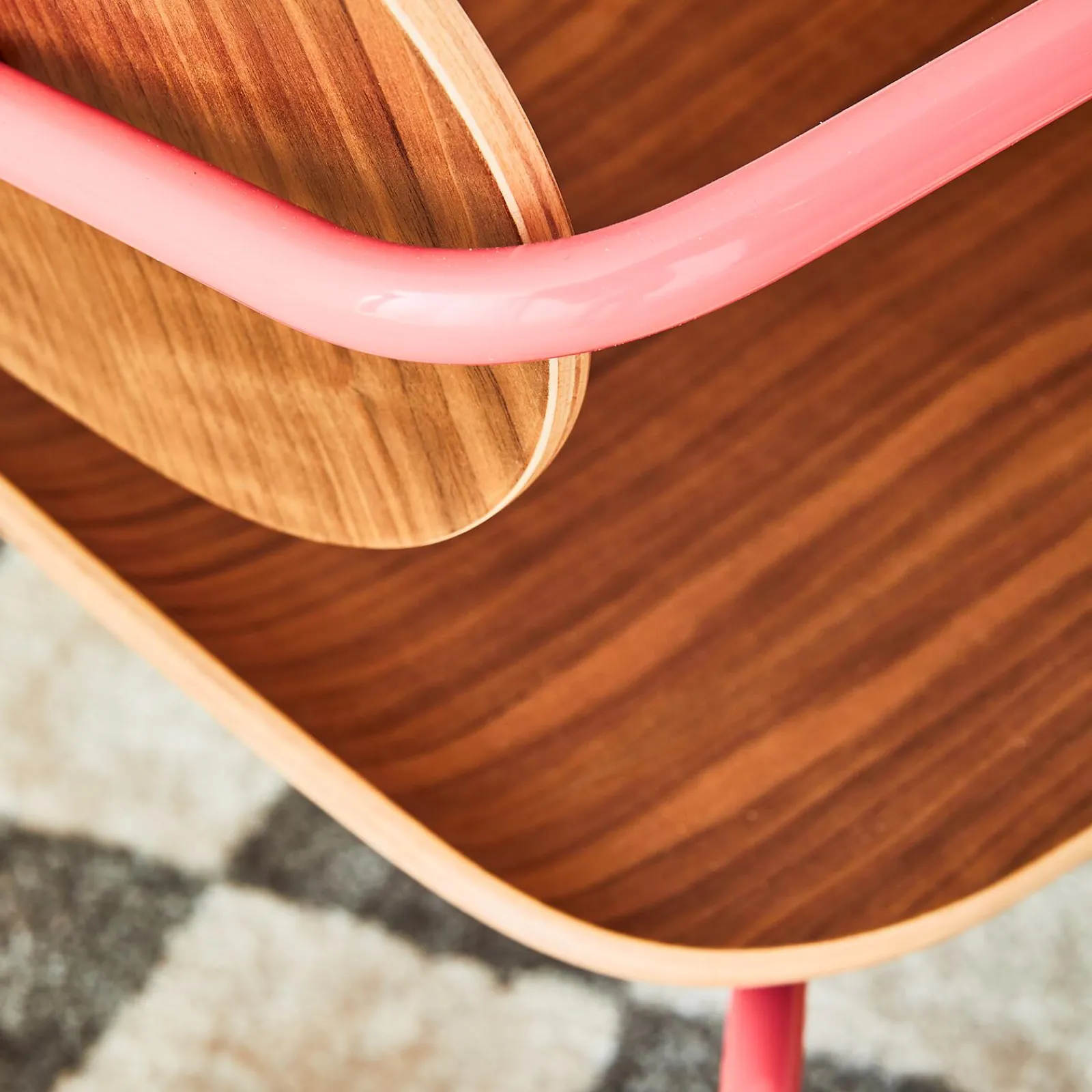 New Chaise COLETTE coloris corail - Chaises Et Tabourets