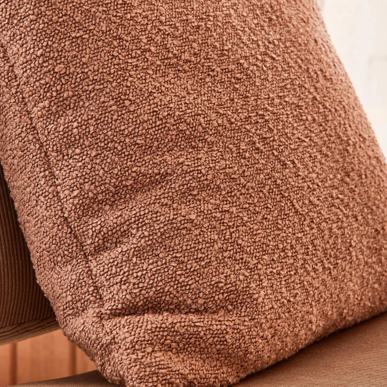 Online Coussin BALOO coloris rose grisé 45 x 45 cm - Coussins