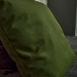 Hot Coussin TASOS coloris vert olive 45 x 45 cm - Coussins