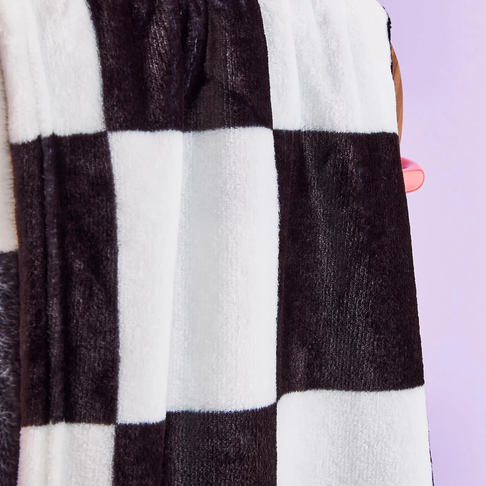 Fashion Plaid polaire LANI coloris noir/blanc - 4MURS Plaids