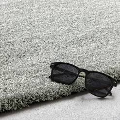 Sale Tapis FEEL coloris gris perle 160 x 230 cm - 4MURS Tapis