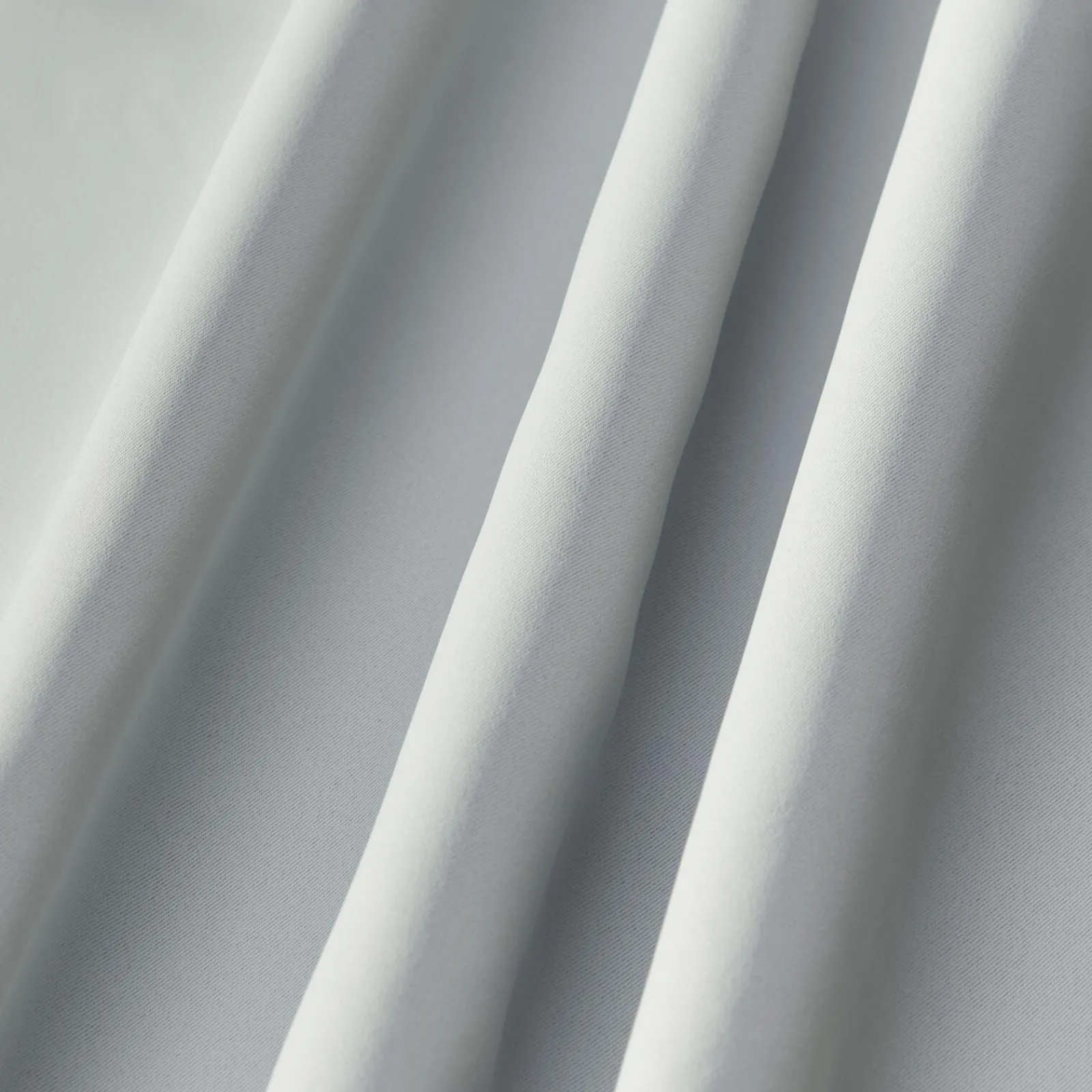 Hot Tissu FORD coloris blanc - 4MURS Rideaux, Voilages Et Stores Sur Mesure