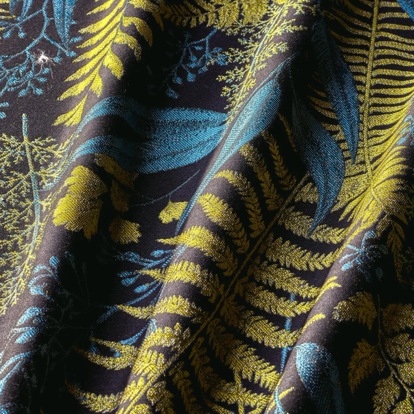 Fashion Tissu GRAMY coloris noir - 4MURS Rideaux, Voilages Et Stores Sur Mesure