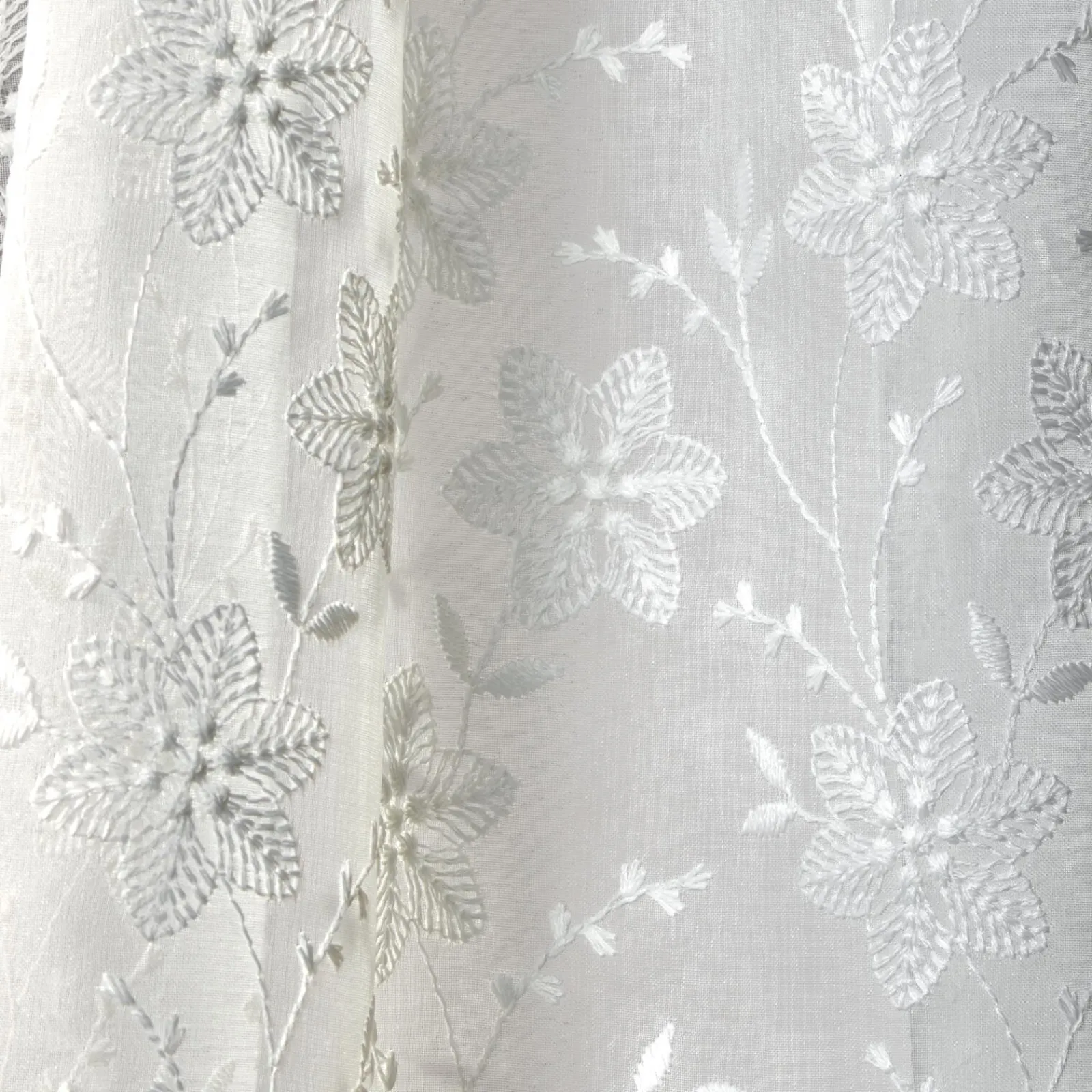 Clearance Tissu MÉLODIE coloris blanc - 4MURS Rideaux, Voilages Et Stores Sur Mesure